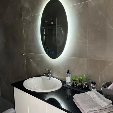 شقة Luxury ساراندا