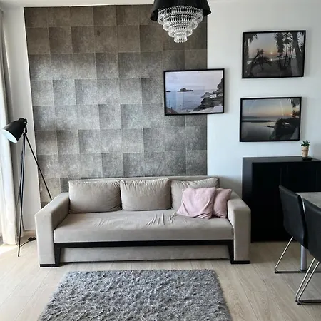 Luxury ساراندا